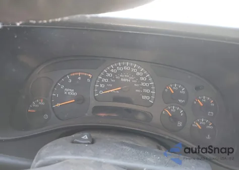 2004 Chevrolet Silverado 2500Hd Lt из США, поврежденный, VIN 1GCHK29224E283829